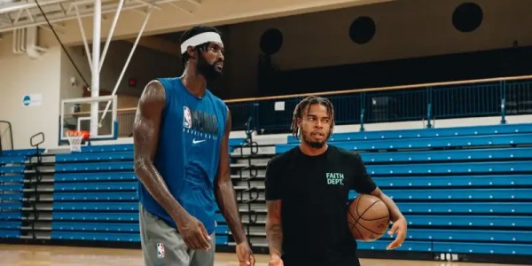 开云官网-保持健康！乔纳森-艾萨克Ins晒个人训练照与球迷分享