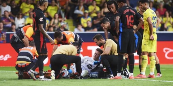 开云官网-【早报】一场撕破脸皮的握手言和