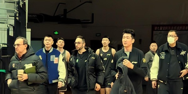 开云体育官网-恭喜辽篮单场得分首过百+12人全登场，大胜四川52分止住4连败颓势